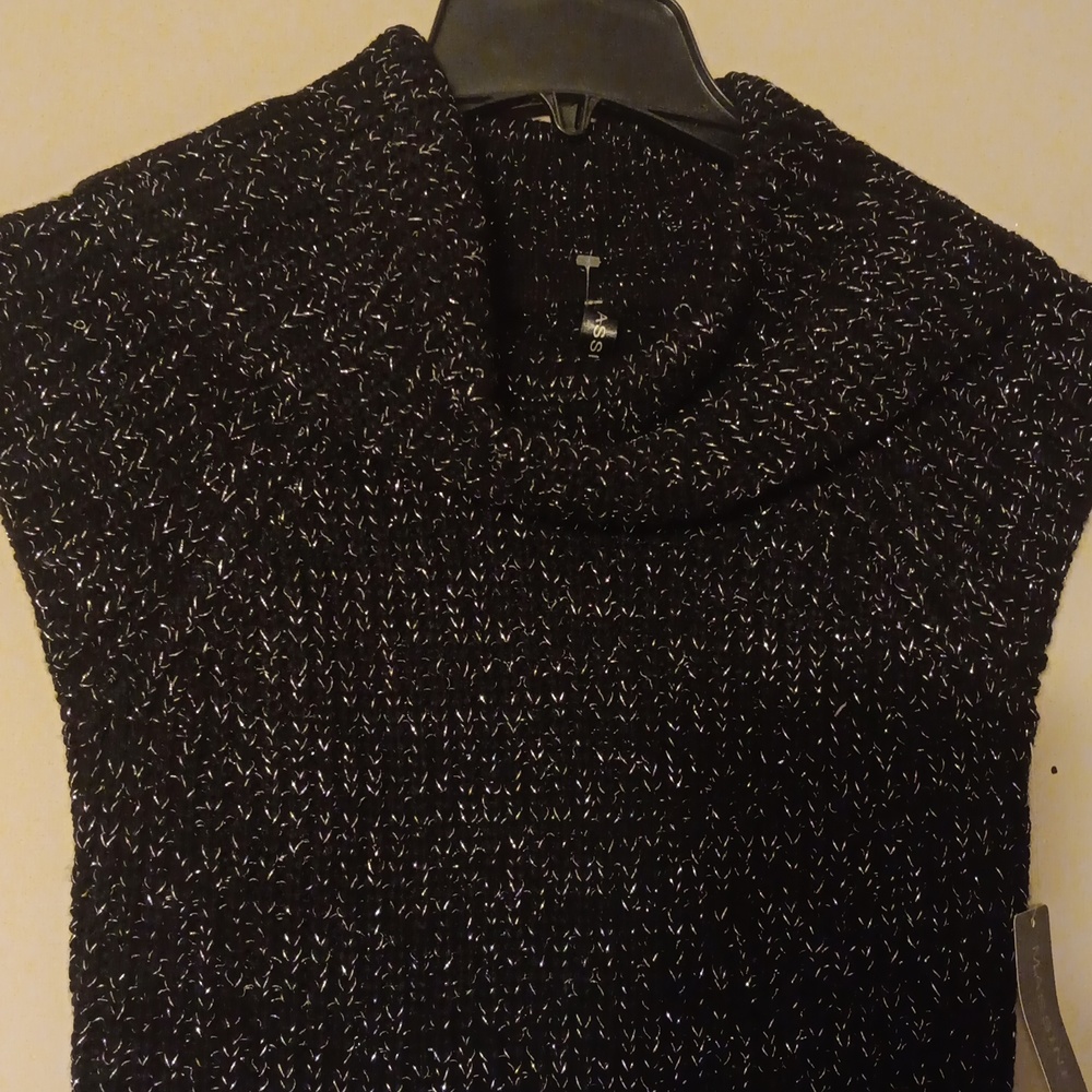Dress - Picture 2 of 5